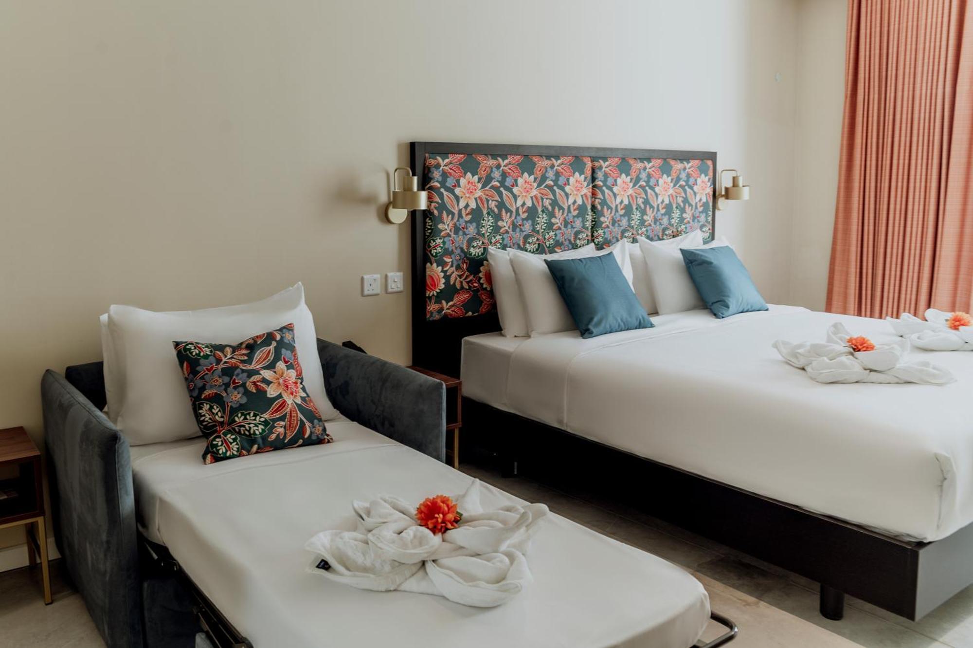 King Charles Hotel Valletta Exterior photo