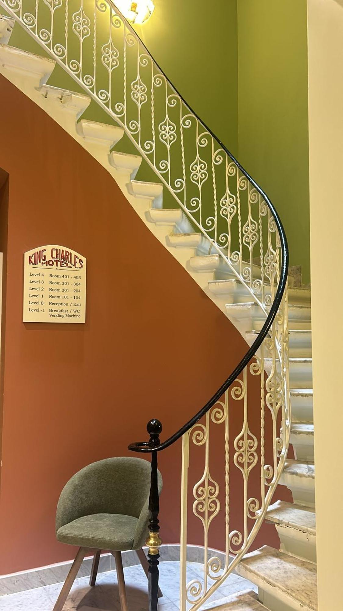 King Charles Hotel Valletta Exterior photo
